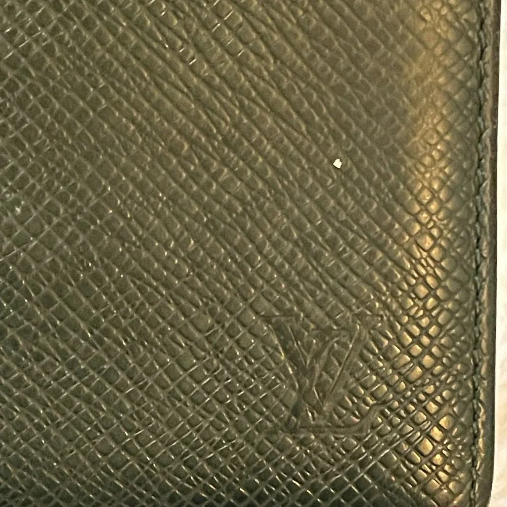 Louis Vuitton Wallet - Picture 3 of 15